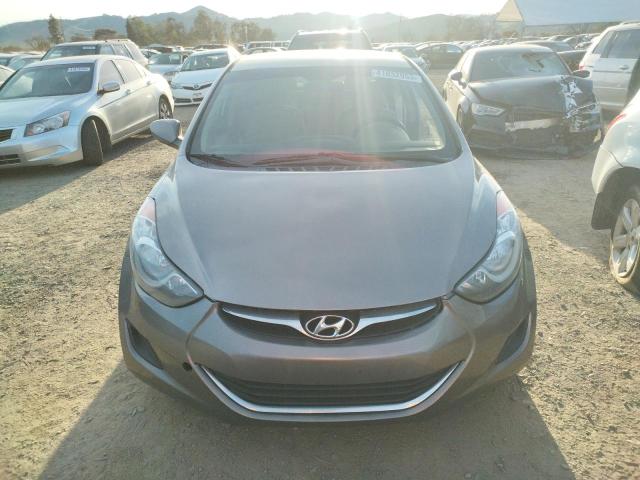 Photo 5 from auction – 2012 HYUNDAI ELANTRA GL with VIN 5NPDH4AE8CH084264