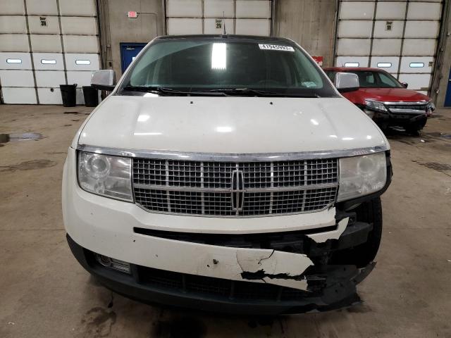 Photo 5 from auction – 2009 LINCOLN MKX with VIN 2LMDU88C79BJ01535