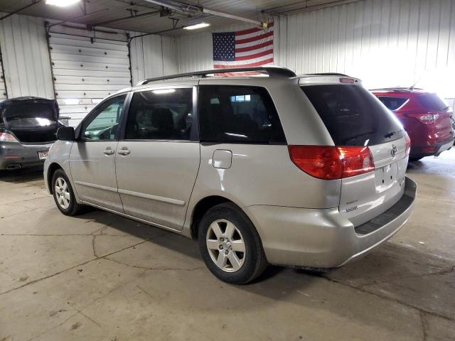 Photo 2 from auction – 2010 TOYOTA SIENNA CE with VIN 5TDKK4CC3AS318547