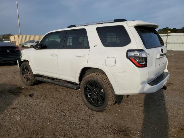 Photo 2 from auction – 2023 TOYOTA 4RUNNER SR with VIN JTEEU5JR0P5279432