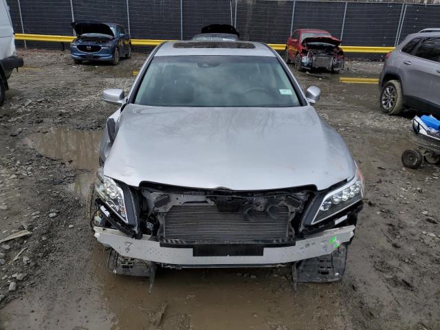 Photo 5 from auction – 2014 ACURA RLX with VIN JH4KC1F34EC002457
