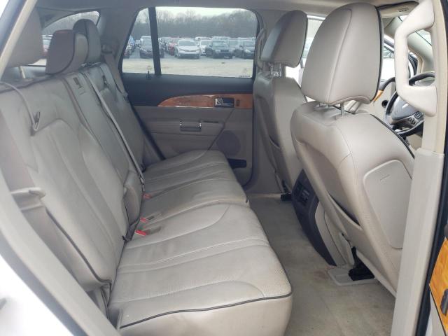 Photo 11 from auction – 2011 LINCOLN MKX with VIN 2LMDJ8JK9BBJ03822