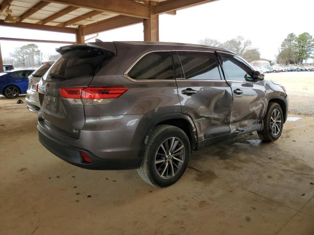 Photo 3 from auction – 2019 TOYOTA HIGHLANDER with VIN 5TDKZRFH7KS557035