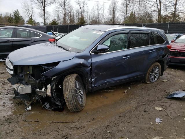 TOYOTA HIGHLANDER 2019 with VIN 5TDJZRFH3KS930762 - Photo from auction