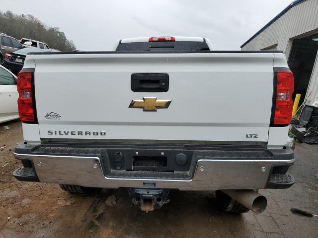 Photo 6 from auction – 2018 CHEVROLET SILVERADO with VIN 1GC1KWEY5JF149390