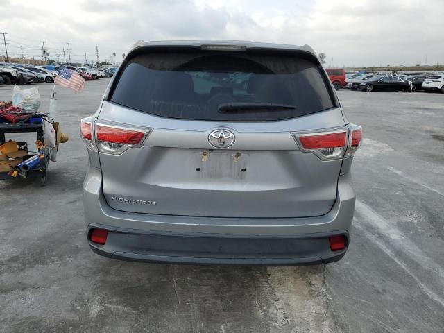 Photo 6 from auction – 2016 TOYOTA HIGHLANDER with VIN 5TDZARFH4GS023021