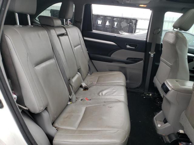 Photo 11 from auction – 2015 TOYOTA HIGHLANDER with VIN 5TDJKRFH5FS073998