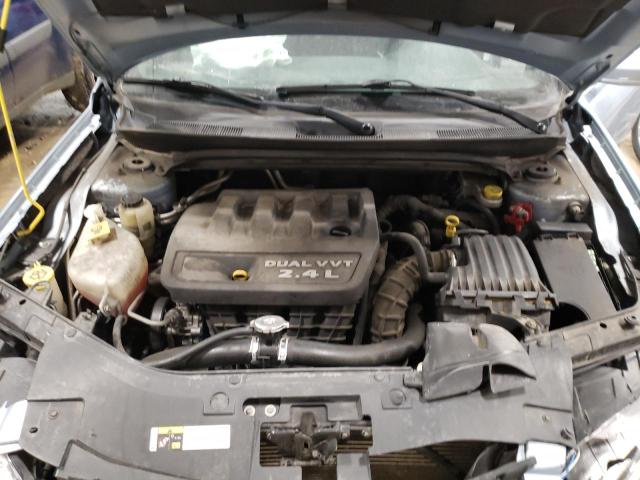 Photo 11 from auction – 2014 CHRYSLER 200 LX with VIN 1C3CCBAB5EN231300