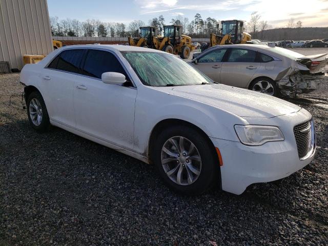 Photo 4 from auction – 2015 CHRYSLER 300 LIMITE with VIN 2C3CCAAG7FH766659