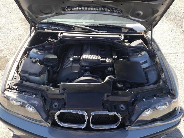 Photo 11 from auction – 2004 BMW 325 XI with VIN WBAEU334X4PM61081