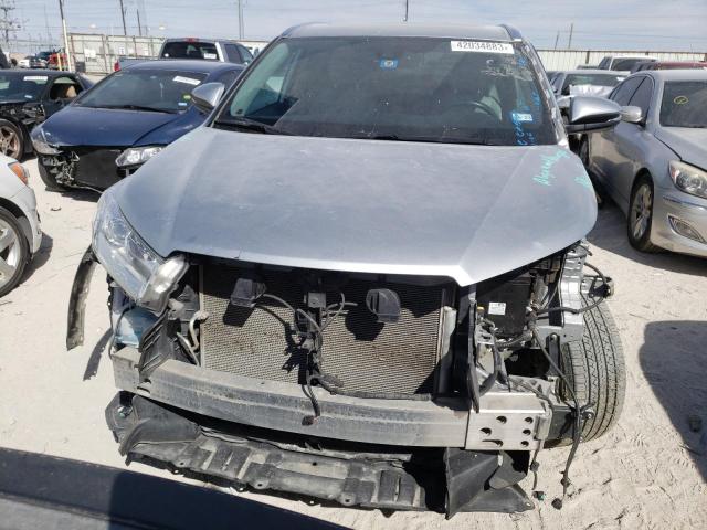 Photo 5 from auction – 2018 TOYOTA HIGHLANDER with VIN 5TDKZRFH5JS547909