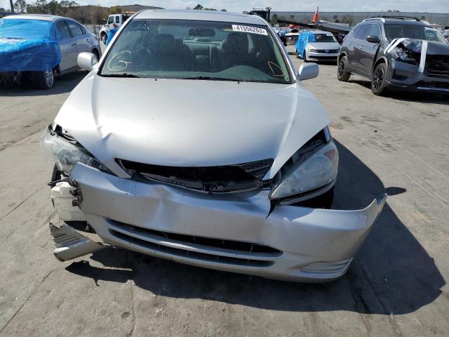 Photo 5 from auction – 2004 TOYOTA CAMRY LE with VIN 4T1BE30K64U885344