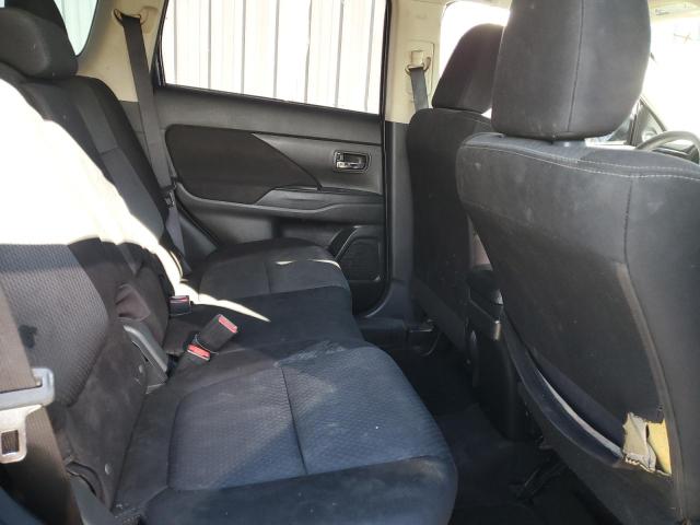 Photo 11 from auction – 2018 MITSUBISHI OUTLANDER with VIN JA4AZ3A33JJ002612