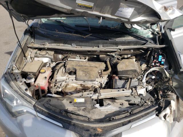 Photo 12 from auction – 2018 TOYOTA RAV4 LE with VIN 2T3BFREV2JW761335