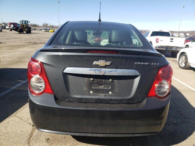 Photo 6 from auction – 2014 CHEVROLET SONIC LTZ with VIN 1G1JE5SG5E4114548