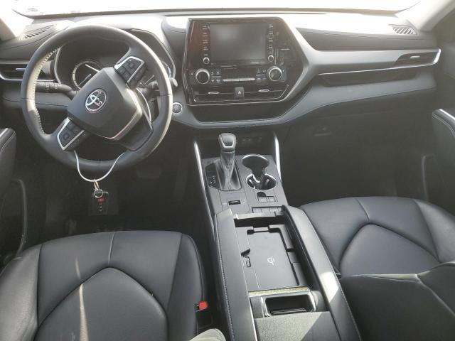 Photo 8 from auction – 2022 TOYOTA HIGHLANDER with VIN 5TDGZRAH6NS111735