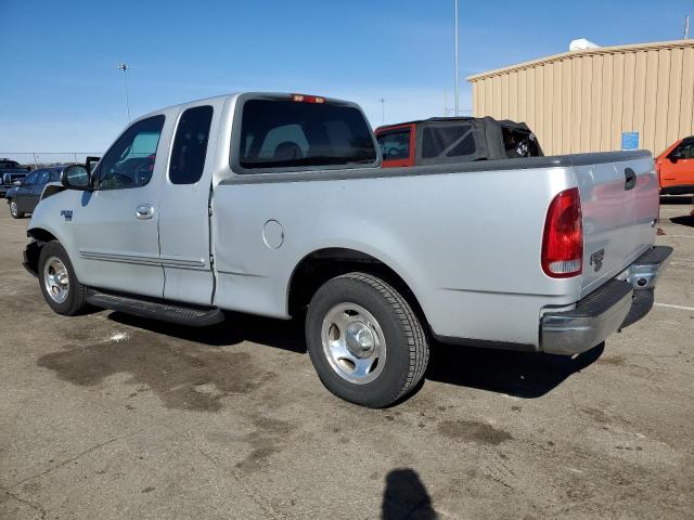 Photo 2 from auction – 2000 FORD F150 with VIN 1FTRX17W8YNB81947