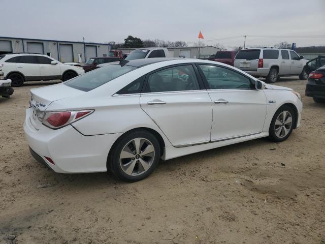 Photo 3 from auction – 2012 HYUNDAI SONATA HYB with VIN KMHEC4A41CA046288