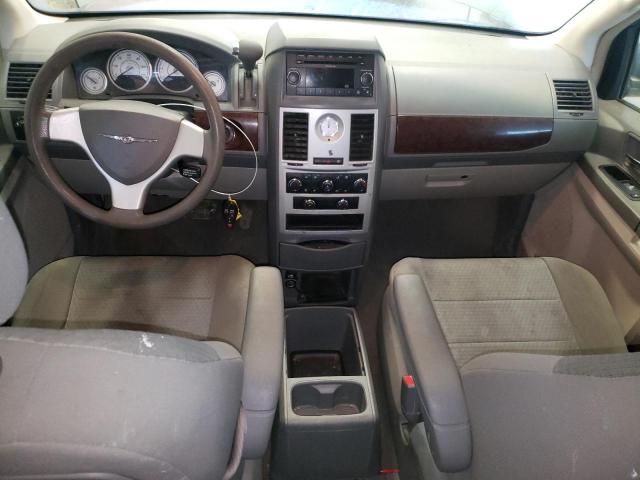 Photo 8 from auction – 2010 CHRYSLER TOWN & COU with VIN 2A4RR4DEXAR188117
