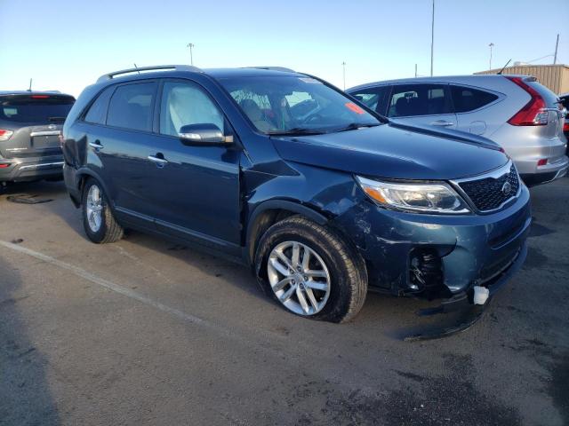 Photo 4 from auction – 2015 KIA SORENTO LX with VIN 5XYKT4A67FG595345