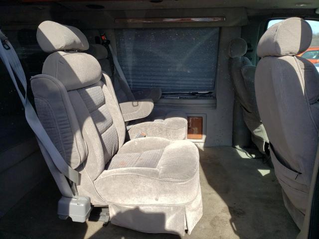 Photo 11 from auction – 2001 CHEVROLET EXPRESS G1 with VIN 1GBFG15R111220802