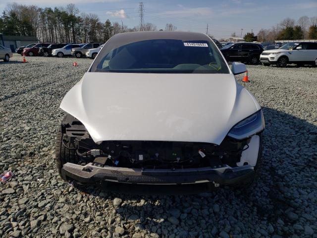 Photo 5 from auction – 2022 TESLA MODEL X with VIN 7SAXCBE59NF355671