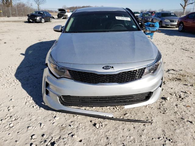 Photo 5 from auction – 2017 KIA OPTIMA LX with VIN 5XXGT4L37HG132864