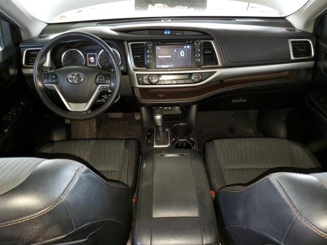 Photo 8 from auction – 2018 TOYOTA HIGHLANDER with VIN 5TDZZRFH3JS250197