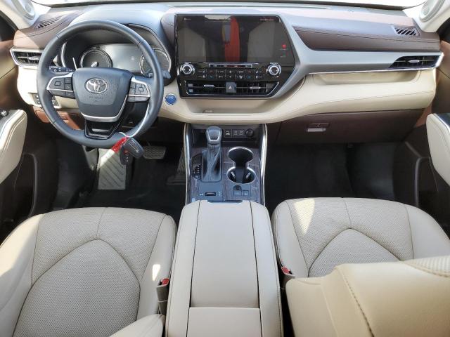 Photo 8 from auction – 2022 TOYOTA HIGHLANDER with VIN 5TDXBRCH6NS077622