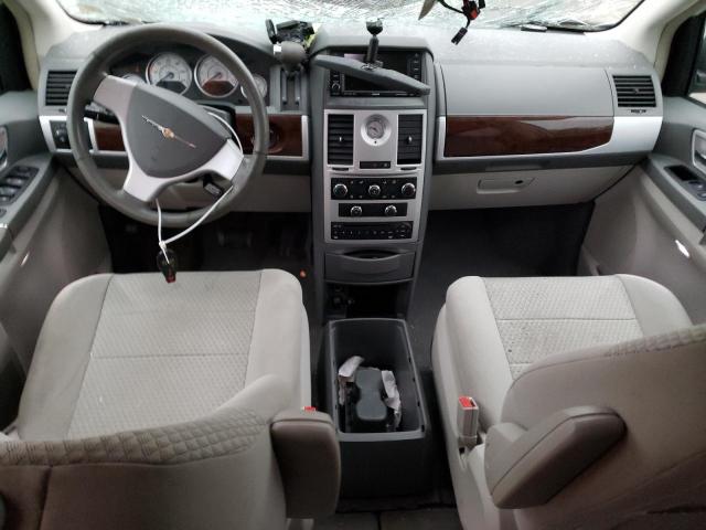Photo 8 from auction – 2010 CHRYSLER TOWN & COU with VIN 2A4RR5D10AR141214