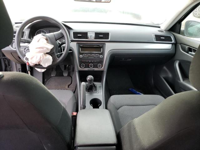 Photo 8 from auction – 2015 VOLKSWAGEN PASSAT S with VIN 1VWAT7A36FC078381