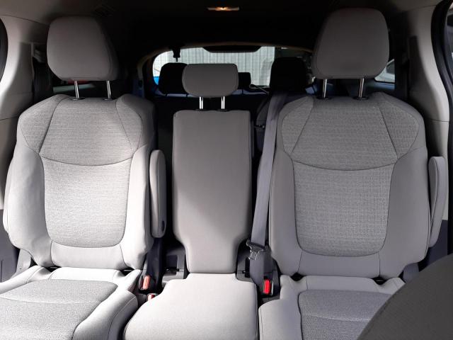 Photo 10 from auction – 2021 TOYOTA SIENNA LE with VIN 5TDKRKEC7MS027552