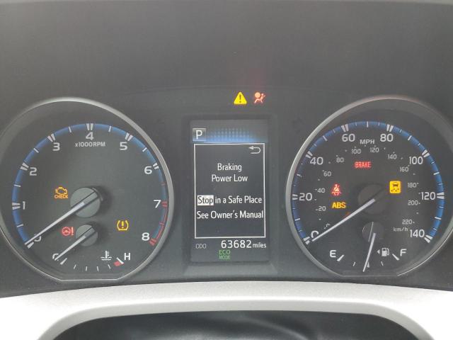 Photo 9 from auction – 2018 TOYOTA RAV4 LE with VIN 2T3ZFREV7JW416266