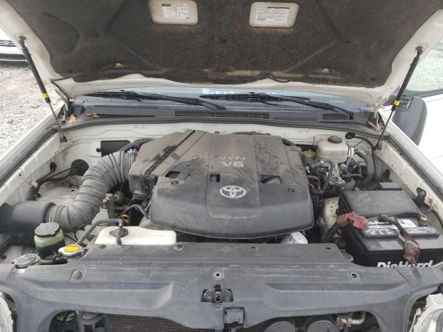 Photo 12 from auction – 2006 TOYOTA 4RUNNER SR with VIN JTEZU14R168041639