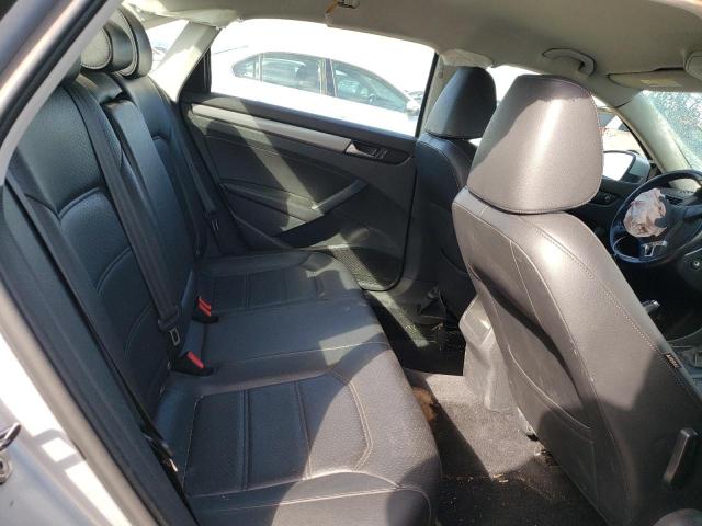 Photo 10 from auction – 2014 VOLKSWAGEN PASSAT S with VIN 1VWAT7A33EC115451