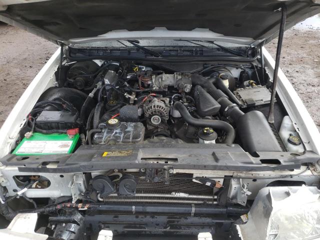 Photo 11 from auction – 2007 MERCURY GRAND MARQ with VIN 2MEFM75V47X632229