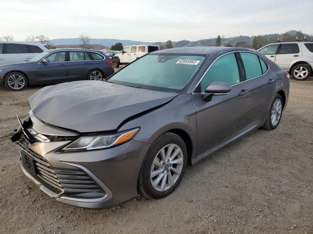 TOYOTA CAMRY LE 2021 with VIN 4T1R11AK3MU548403 - Photo from auction