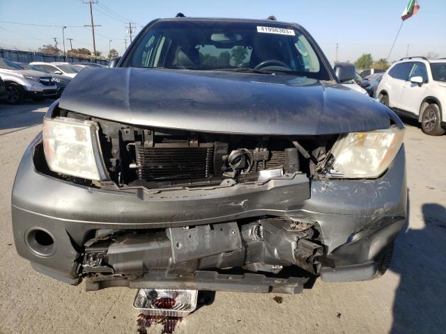 Photo 5 from auction – 2005 NISSAN PATHFINDER with VIN 5N1AR18UX5C746304