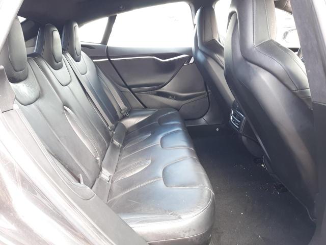 Photo 10 from auction – 2016 TESLA MODEL S with VIN 5YJSA1E18GF152570