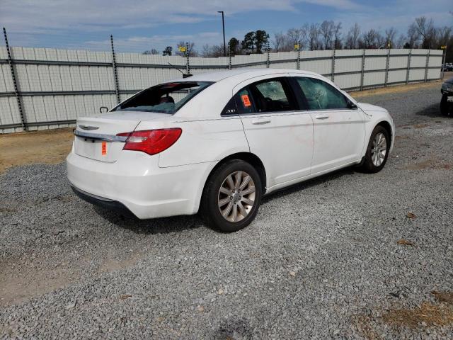 Photo 3 from auction – 2013 CHRYSLER 200 LX with VIN 1C3CCBAB9DN639961