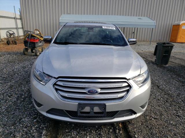 Photo 5 from auction – 2017 FORD TAURUS LIM with VIN 1FAHP2J89HG117910