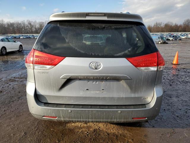Photo 6 from auction – 2012 TOYOTA SIENNA XLE with VIN 5TDYK3DC3CS194141