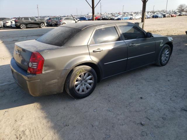 Photo 3 from auction – 2008 CHRYSLER 300 LX with VIN 2C3KA43R58H230216
