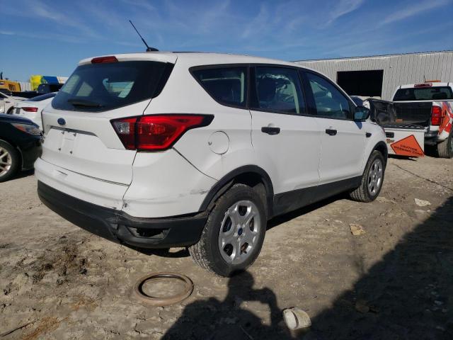 Photo 3 from auction – 2019 FORD ESCAPE S with VIN 1FMCU0F71KUB81560
