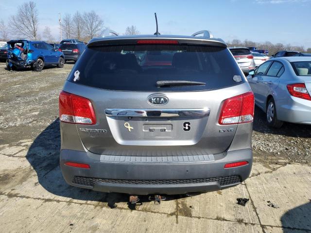 Photo 6 from auction – 2013 KIA SORENTO with VIN 5XYKUDA29DG330756