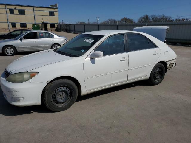 TOYOTA CAMRY LE 2005 with VIN 4T1BE32K15U415107 - Photo from auction