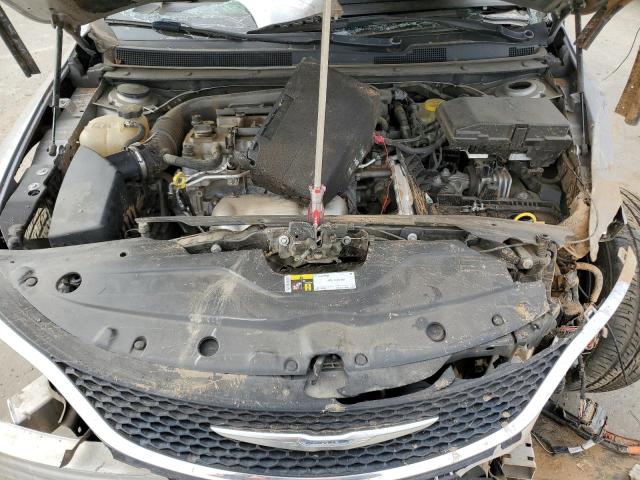 Photo 11 from auction – 2015 CHRYSLER 200 LIMITE with VIN 1C3CCCAB0FN700851