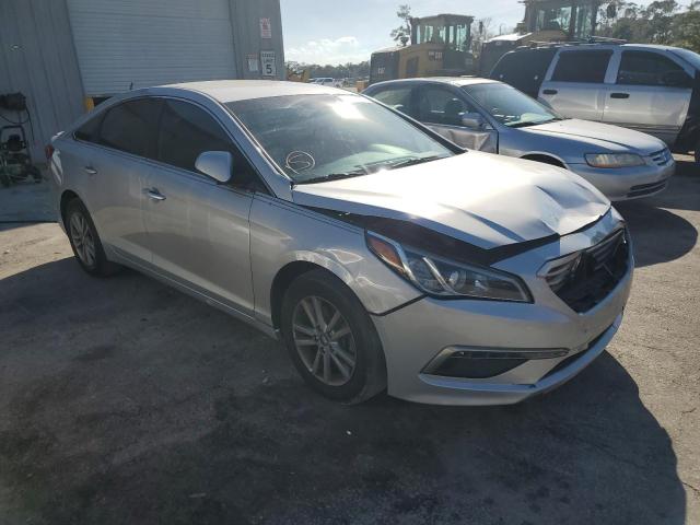 Photo 4 from auction – 2015 HYUNDAI SONATA SE with VIN 5NPE24AF9FH004215