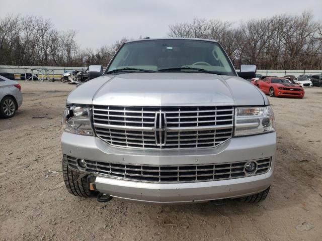 Photo 5 from auction – 2011 LINCOLN NAVIGATOR with VIN 5LMJJ3H57BEJ05278