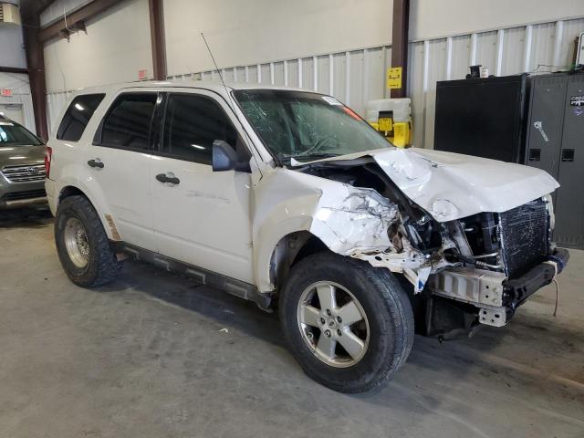 Photo 4 from auction – 2011 FORD ESCAPE XLS with VIN 1FMCU0C76BKB80050